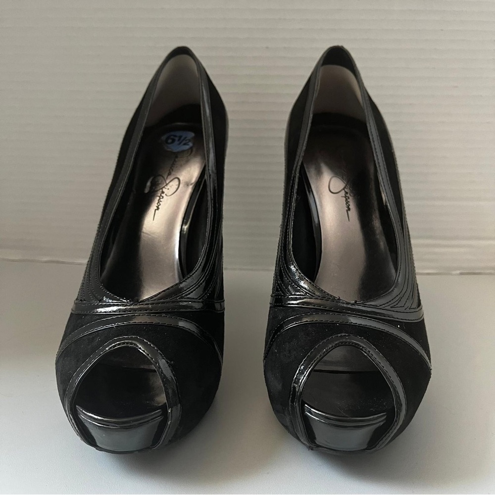 Jessica Simpson Platform heels - Picture 3 of 16